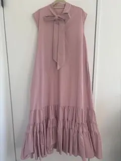 リボン付きフリル裾ロングワンピース ピンク