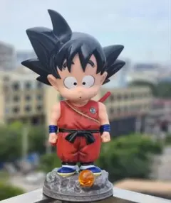 ドラゴンボール　孫悟空　特大　フィギュア