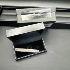 希少 バーバリーブラックレーベル ネクタイピン ガンメタ チェック柄 箱