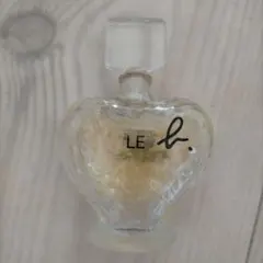 アニエスベー LE b. オードトワレ 30mlのサムネイル
