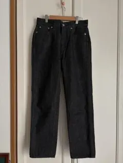ミディウミ　ブラック ストレートデニム パンツのサムネイル