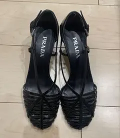 【美品】PRADA エナメルサンダル サイズ35 ブラック パンプス