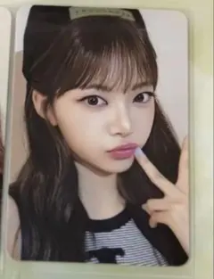 LESSERAFIM spaghetti ウンチェ hello82トレカ