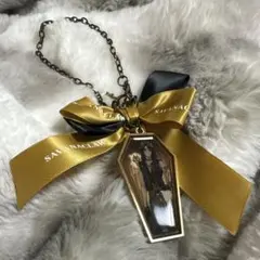 レオナ　ツイステ　キーホルダー