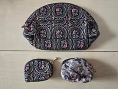 ●ポーチ　3点セット　刺繍　ハンドメイド