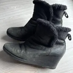 UGG ブラック ウェッジブーツ　サイズ24cm