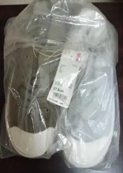 新品　ユニクロ　コットンキャンパススニーカー　27.5cm　カラー　Oliveのサムネイル