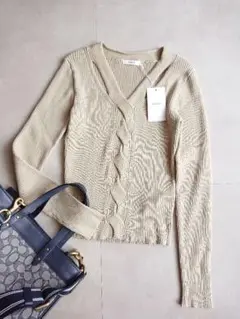 未使用MURUAツイストタイトニット