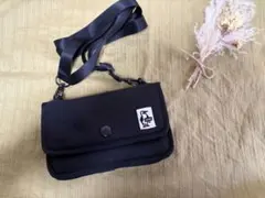 CHUMS サコッシュ