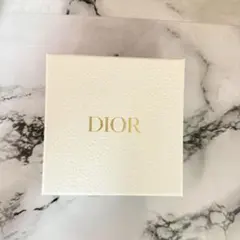 Dior ギフトボックス ホワイト 空箱