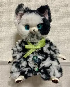 T*す様 アートドール スナネコ 海外作家 猫 ぬいぐるみ レア