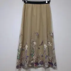 iS ScoLar マーメイド刺繍 フレアスカート ベージュ Mのサムネイル