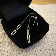 Item thumbnail for item aa81d974-8b07-43b7-b6d8-a8d6af254431