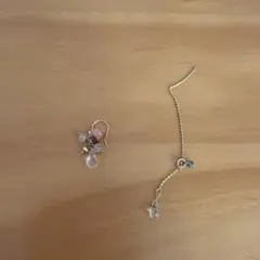 ピンクとクリスタルのロングフックピアス