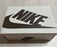 Travis Scott × Nike Jordan 1 Retro Low