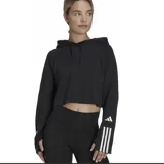 アディダス adidas クロップド丈 スウェット プルオーバーパーカー