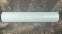 Her lip to BEAUTY MIRACLE SUN BALM DUO
