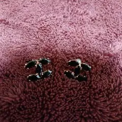 CHANEL ノベルティー ブラックストーン ピアス