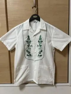 美品 CALEE キャリー 刺繍 キューバシャツ ブラウン Lサイズ 美品 CALEE キャリー 刺繍 キューバシャツ ブラウン Lサイズ