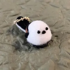 おうかん 〔シマエナガ〕 | 羊毛フェルト ビーズアクセ リング ハンドメイド