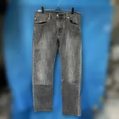 リーバイス　デニム　パンツ　です、