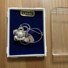 シルバー 花モチーフ ブローチ パール付き