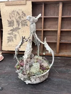 多肉植物寄せ植え　そのまま飾れる　アンティーク風鳥かご