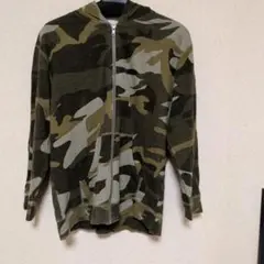 GAP KIDS 迷彩柄 ジップアップパーカー 140