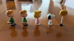 スヌーピー フィギュア4体