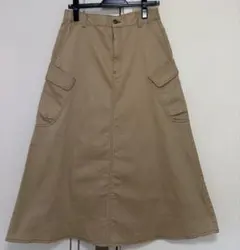Belluna ベルーナ ストレッチ フレアスカート ベージュ後ろゴム ポケットのサムネイル