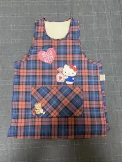 ハローキティ エプロン M〜Lサイズ　保育士　介護士　裏起毛