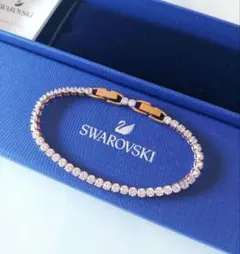 ほぼ新品 SWAROVSKI テニス Dluxe ブレスレット スワロフスキー