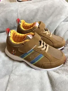 キッズスニーカー