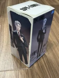 SPY×FAMILY　スパイファミリー　ロイド　パーティ　プレミアムフィギュア