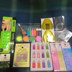 新品有りネイルストリップとカラフルネイルパーツセット蛍光オーロラy2k平成ギャル