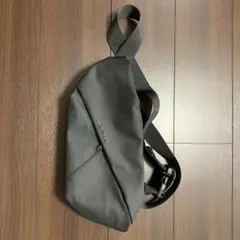 ボディバッグ ブラック