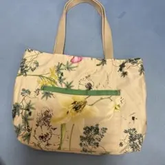 手作り　ハンドメイド　花柄エコバッグ 布製 外ポケット付き　値下げ