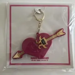 浜崎あゆみ ayu TROUBLE ハートギターキーホルダー - メルカリ