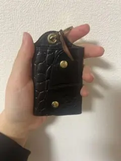イルビゾンテ　ブラックレザー クロコダイルキーケース