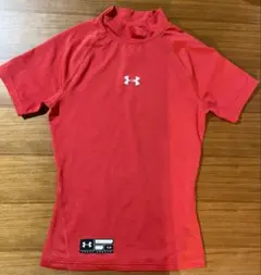 UNDER ARMOUR レッド アンダーシャツ YLG 半袖 赤