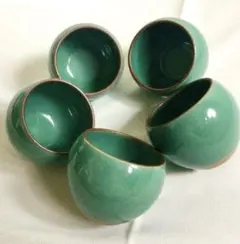 最終価格✅有田焼✅青磁/コロンとした湯呑み/エメラルド色５個セット✨美品