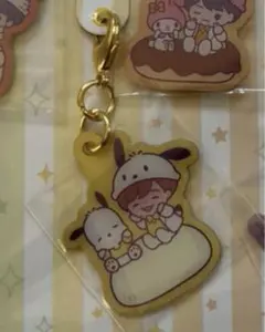 なにわ男子　長尾謙杜　ローソン　サンリオ　コラボ　メタルチャーム