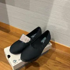 Skechers Cleo's ブラック スリッポン