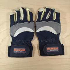 Item thumbnail for item 6c1214ad-3841-40d0-a989-f8b583da983d