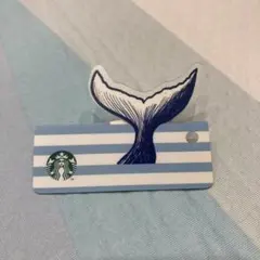 スターバックスカード　ミニサイズ　希少　くじら キーホルダー レアのサムネイル