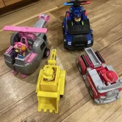 パウ・パトロール パウっと変形!フライングビークルセット