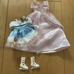 ドレス2着とアイススケート靴のセット　りかちゃん服