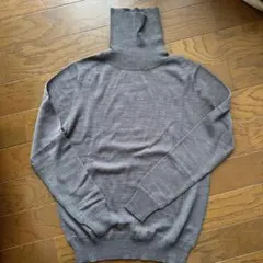 nano グレー タートルネック セーター Fサイズ