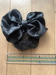 黒いリボンバレッタ　黒いヘアネット付き