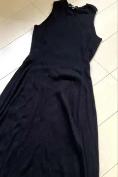 UNIQLO ブラック ニットノースリーブ ロングワンピース M